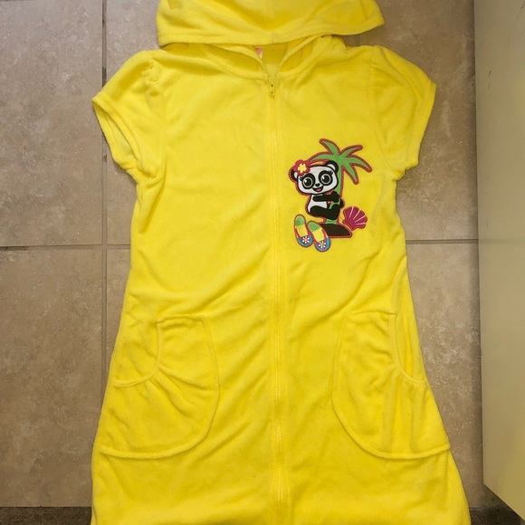Yellow panda coverup - Picture 1 of 1